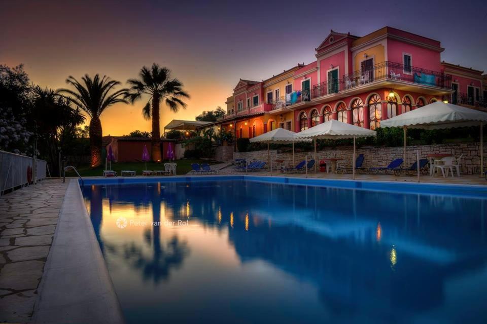 Hotel Ionian Arches Gouvia Exterior foto